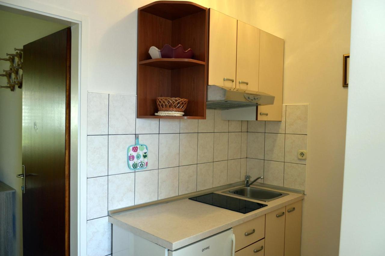Apartments By The Sea Orebic, Peljesac - 269 Екстериор снимка