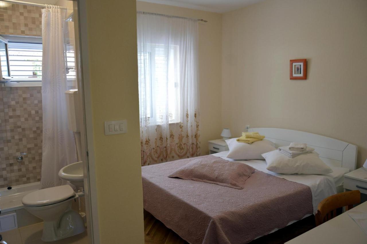 Apartments By The Sea Orebic, Peljesac - 269 Екстериор снимка