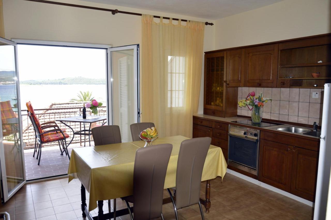 Apartments By The Sea Orebic, Peljesac - 269 Екстериор снимка
