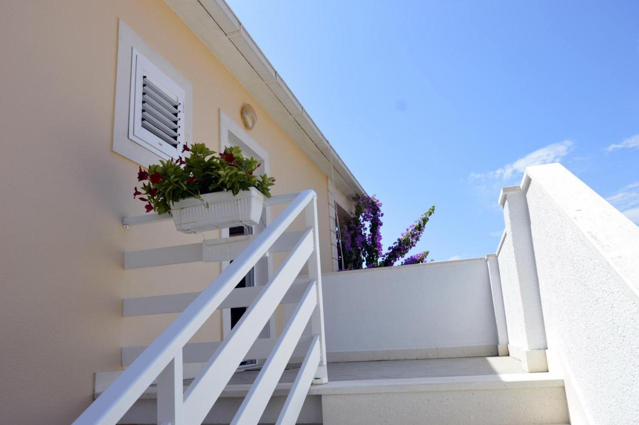 Apartments By The Sea Orebic, Peljesac - 269 Екстериор снимка